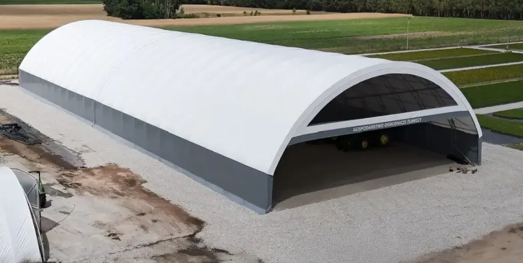Skavska 18x40 Halli